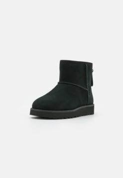 Ugg Classic Mini Logo Zip - Korte Laarzen - Black -Ugg 0e1dc539d3ff4422a2019936696adf51