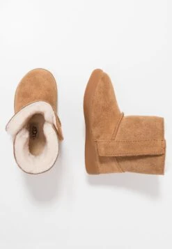 Ugg Keelan Unisex - Korte Laarzen - Chestnut 15 Ugg Keelan Unisex - Korte Laarzen - Chestnut -Ugg 10f0abeda4494fc3ac1dba8683cdb614