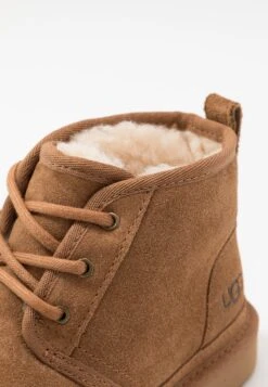 Ugg Neumel Ii Unisex - Veterboots - Chestnut 10 Ugg Neumel Ii Unisex - Veterboots - Chestnut -Ugg 222b18af37324062a92e4c074bfa4b40