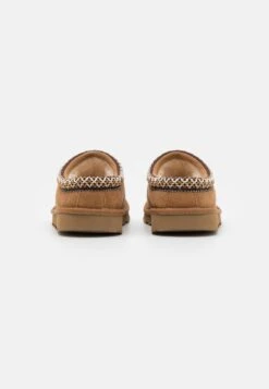Ugg Tasman Ii Unisex - Pantoffels - Chestnut 13 Ugg Tasman Ii Unisex - Pantoffels - Chestnut -Ugg 278dfa6c031c4450b7a2652dc0b9afdc