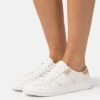 Ugg Alameda Lace - Sneakers Laag - Bright White -Ugg 2c3d24d739e04d8aa58d9b1f94e8d2bb