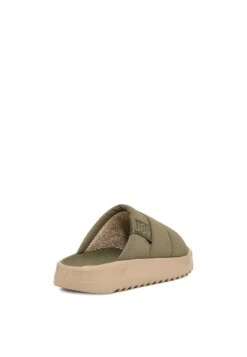 Ugg M Maxxer Slide - Muiltjes - Green 10 Ugg M Maxxer Slide - Muiltjes - Green -Ugg 31b5576bbab94ae583308470923f215c