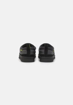 Ugg Tasman - Pantoffels - Black 10 Ugg Tasman - Pantoffels - Black -Ugg 39ef2e2e153d4ea5a4852c94f812f067