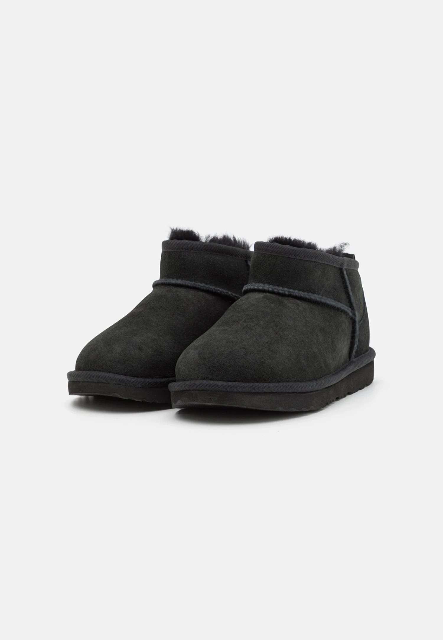 Ugg Classic Ultra Mini Unisex - Korte Laarzen - Black 7 Ugg Classic Ultra Mini Unisex - Korte Laarzen - Black - Afbeelding 5