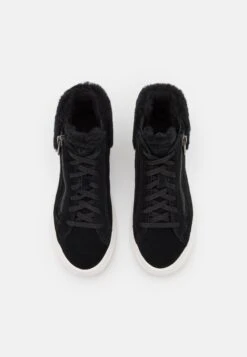 Ugg Alameda Mid Zip - Sneakers Hoog - Black 13 Ugg Alameda Mid Zip - Sneakers Hoog - Black -Ugg 471f051bd4a24f0ea0ff4766332cc4f9