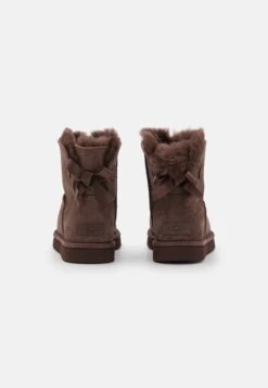 Ugg Mini Bailey Bow - Korte Laarzen - Burnt Cedar 11 Ugg Mini Bailey Bow - Korte Laarzen - Burnt Cedar -Ugg 4b33e65d311349d180be71d6d1ae009d