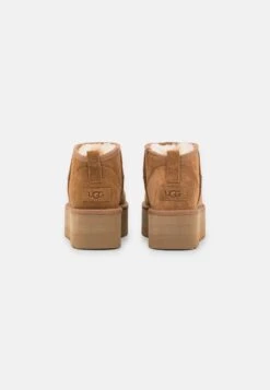 Ugg Classic Ultra Mini Platform - Enkellaarsjes Met Plateauzool - Chestnut -Ugg 4c43d184cb4c450e800f4e7670fae588