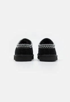 Ugg Tasman - Pantoffels - Black 15 Ugg Tasman - Pantoffels - Black -Ugg 4e6df3f80497493dbddf56c270342e1a