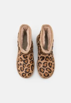 Ugg Classic Mini Spotty - Snowboots- Natural 13 Ugg Classic Mini Spotty - Snowboots- Natural -Ugg 501f511fd17f4aa69e1b09a59b6dc21d