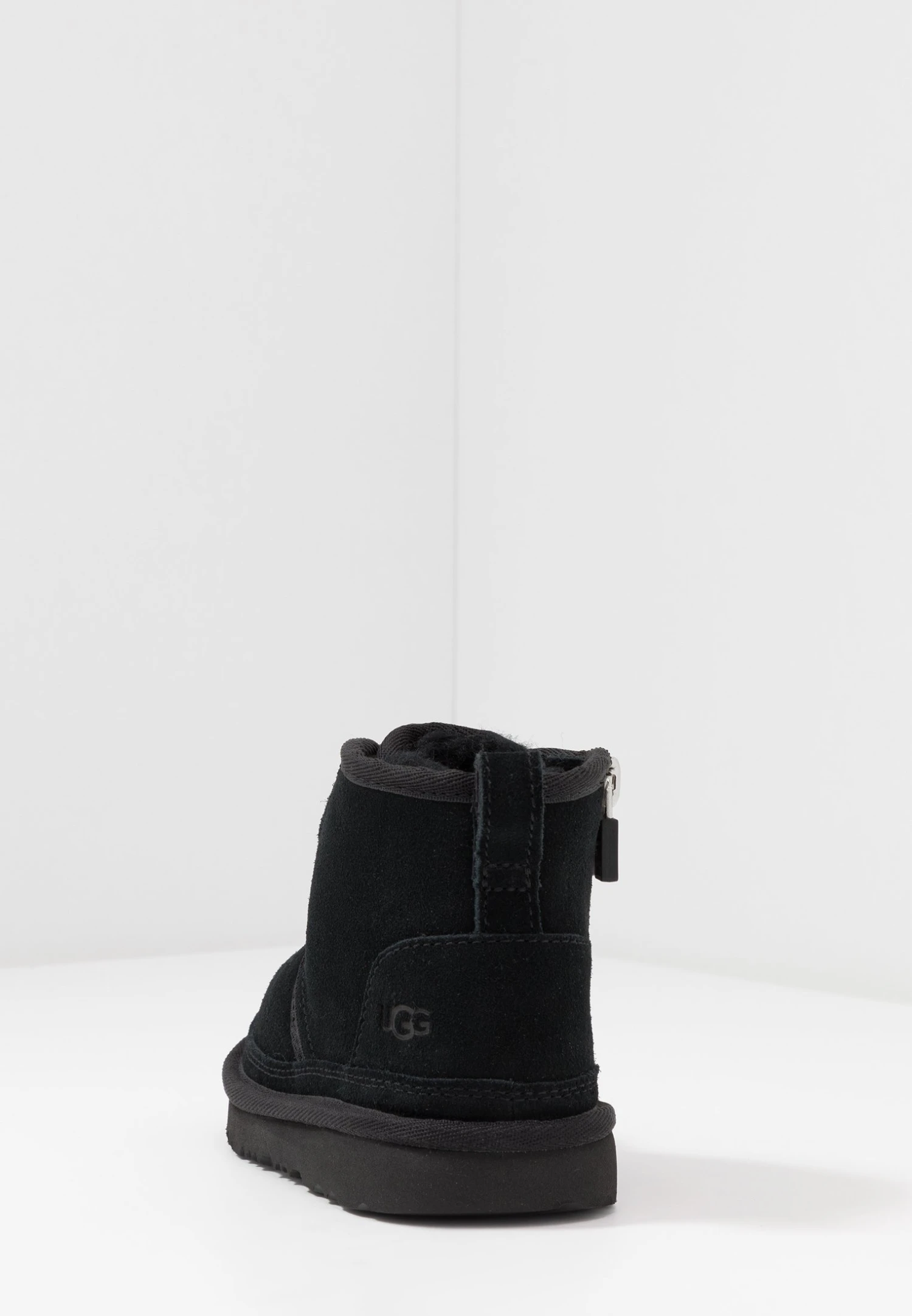Ugg Neumel - Veterboots - Black 7 Ugg Neumel - Veterboots - Black - Afbeelding 5