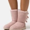 Ugg Bailey Bow - Korte Laarzen - Rose Grey -Ugg 5ac465c36bad4c8cb70000f7b0bb3e20