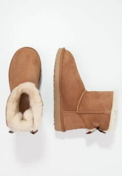 Ugg Mini Bailey Bow - Korte Laarzen - Chestnut 18 Ugg Mini Bailey Bow - Korte Laarzen - Chestnut -Ugg 6c102aafc0ab4ff6b8a813e47815e5f0