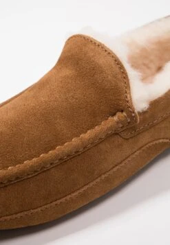 Ugg Ascot - Pantoffels - Cognac 13 Ugg Ascot - Pantoffels - Cognac -Ugg 803cda8a8be541ac8d9c90a02f7c7f17
