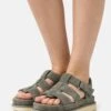 Ugg Goldenstar Strap - Sandalen Met Plateauzool - Moss Green 2 Ugg Goldenstar Strap - Sandalen Met Plateauzool - Moss Green -Ugg 8305adb4e8444e9a80fc8f543b2b9595