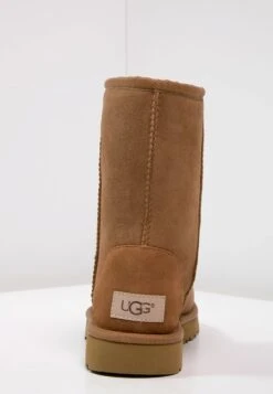Ugg Classic Short - Korte Laarzen - Chestnut -Ugg 83131da2327b441aaa4307f90bfb3acc