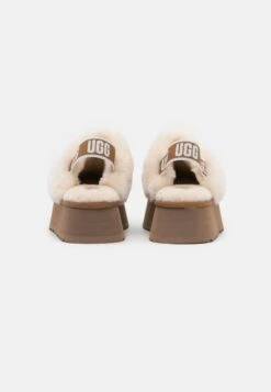 Ugg Funkette - Pantoffels - Chestnut 9 Ugg Funkette - Pantoffels - Chestnut -Ugg 8558314d6725466c93610e1fcaf3c85e