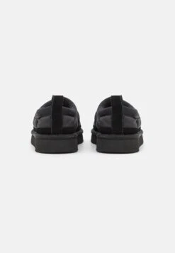 Ugg Tasman - Instappers - Black -Ugg 87b945aee737422d91cbda04230971b8