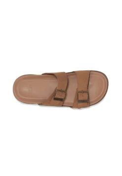 Ugg M Wainscott Buckle S - Muiltjes - Chestnut 10 Ugg M Wainscott Buckle S - Muiltjes - Chestnut -Ugg 8bf02e28e9304c5da91c0f3e3f3385ae