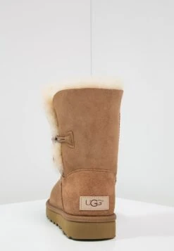 Ugg Bailey Button Ii - Korte Laarzen - Chestnut 13 Ugg Bailey Button Ii - Korte Laarzen - Chestnut -Ugg 8da777e2c24d43a9b27ebabbbacce7ac