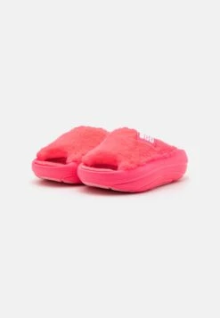 Ugg Foamo Slide - Pantoffels - Super Coral -Ugg 8ff74cdd51e34885bd46fa6668dbfc75