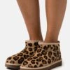 Ugg Classic Ultra Mini Spotty - Snowboots- Natural -Ugg 9065116f84c648dcaeb7854fb415b6a2