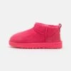 Ugg Classic Ultra - Korte Laarzen - Pink Glow -Ugg 933a4b8f5fe8449ea45042e58f2ae294