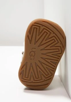 Ugg Jorie Metallic - Babyschoenen - Gold 13 Ugg Jorie Metallic - Babyschoenen - Gold -Ugg 9b15fd497c684a6285dd672e29c31ef7