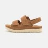 Ugg Goldenstar Slingback Unisex - Sandalen - Chestnut 2 Ugg Goldenstar Slingback Unisex - Sandalen - Chestnut -Ugg ab9f995c35ed4f17bc54f30955ee4669