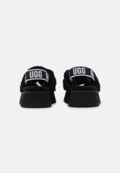 Ugg Disco Cross Slide - Pantoffels - Black 11 Ugg Disco Cross Slide - Pantoffels - Black -Ugg b00c94d729004a599ac4bbc7f3e5b5d4