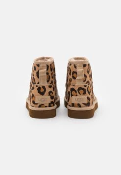 Ugg Classic Mini Spotty - Snowboots- Natural 11 Ugg Classic Mini Spotty - Snowboots- Natural -Ugg ba619e5806f14789b7730205288f06cc