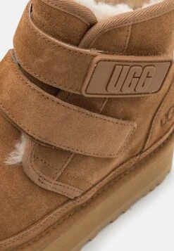 Ugg Neumel Platform Unisex - Korte Laarzen - Chestnut 13 Ugg Neumel Platform Unisex - Korte Laarzen - Chestnut -Ugg c148bc777faa4fa7bb53c511155aa243