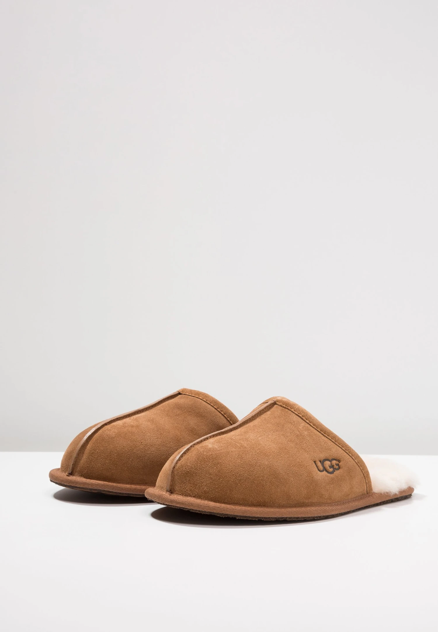 Ugg Scuff - Pantoffels - Cognac 6 Ugg Scuff - Pantoffels - Cognac - Afbeelding 4