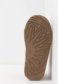 Ugg Neumel Ii Unisex - Veterboots - Chestnut 13 Ugg Neumel Ii Unisex - Veterboots - Chestnut -Ugg c73c67516f154ca7a0cc078d305cef33