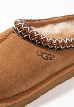 Ugg Tasman - Pantoffels - Chestnut 11 Ugg Tasman - Pantoffels - Chestnut -Ugg c79e16aa1430443686a0e914e449990a