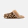 Ugg Scuffette Spotty - Pantoffels - Natural 1 Ugg Scuffette Spotty - Pantoffels - Natural -Ugg d1ed0fb4edc64012a5b4a3715e947137