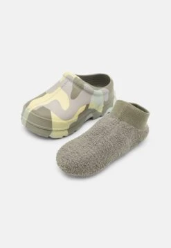 Ugg Tasman X Camopop - Instappers - Moss Green -Ugg d8e3457957ef4ceca5928baf81e8a784