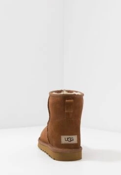 Ugg Classic Mini - Korte Laarzen - Chestnut -Ugg de7dfeefe13347f4a7dceeb4f76556d1