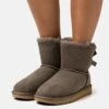 Ugg Mini Bailey Bow - Korte Laarzen - Slate 2 Ugg Mini Bailey Bow - Korte Laarzen - Slate -Ugg dea84f82b5f04ee586cd264be50a9ad5
