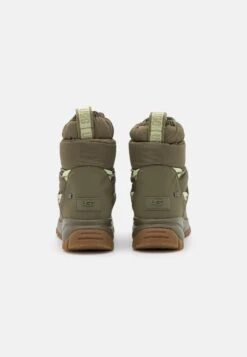 Ugg Yose Puffer Mid - Snowboots- Burnt Olive 11 Ugg Yose Puffer Mid - Snowboots- Burnt Olive -Ugg e29758f535814c36b3530cd681208675