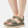 Ugg Goldenstar - Sandalen Met Plateauzool - Moss Green 2 Ugg Goldenstar - Sandalen Met Plateauzool - Moss Green -Ugg e7ba4515888845ada885203cbd61cc81