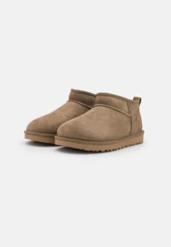 Ugg Korte Laarzen - Marrone 12 Ugg Korte Laarzen - Marrone -Ugg eb7d42414b394181ae85b6f4f39bc53d