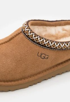 Ugg Tasman Ii Unisex - Pantoffels - Chestnut 11 Ugg Tasman Ii Unisex - Pantoffels - Chestnut -Ugg ee311e6dd3fc49f793fa2229cb2f3e25
