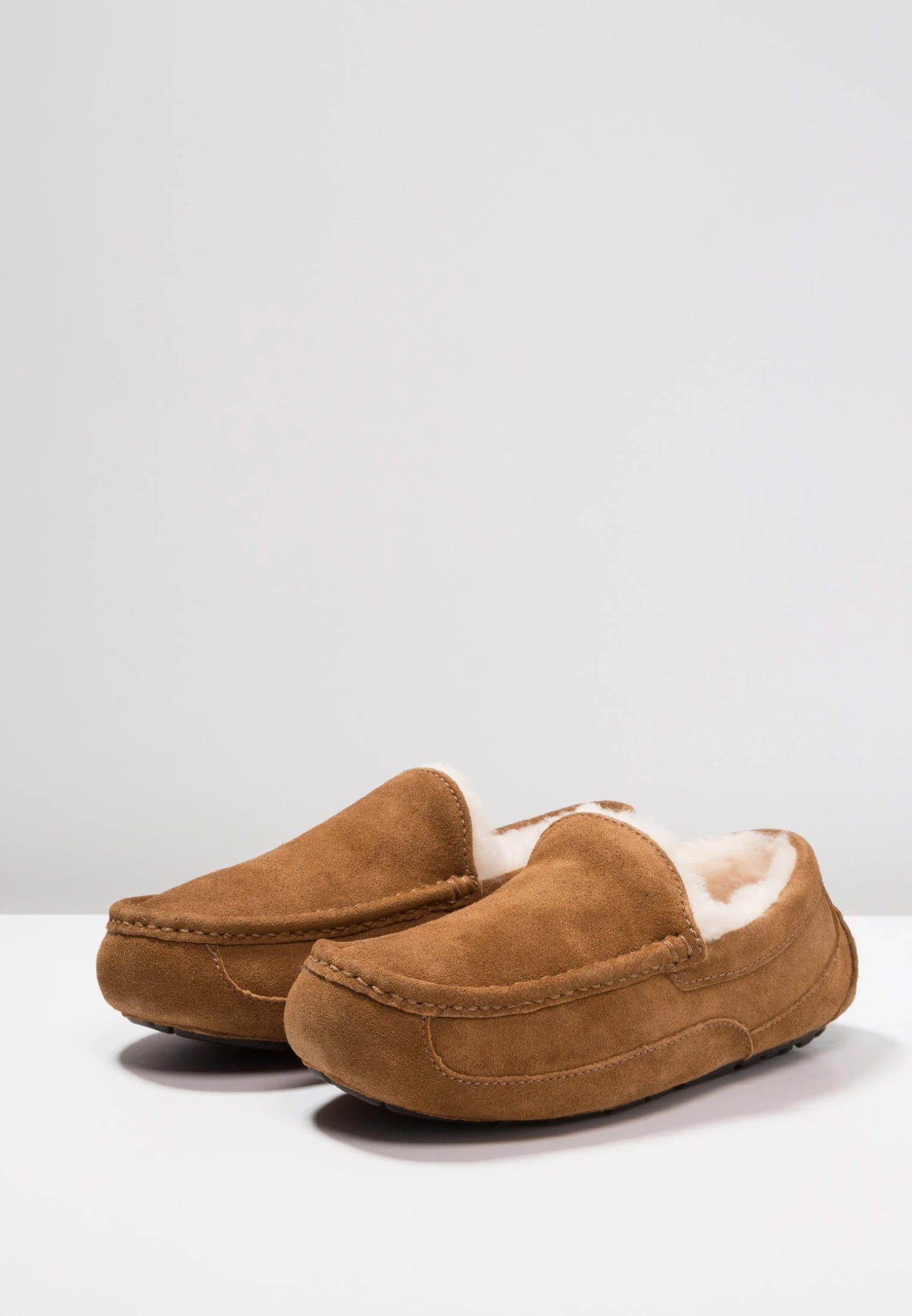 Ugg Ascot - Pantoffels - Cognac 5 Ugg Ascot - Pantoffels - Cognac - Afbeelding 3