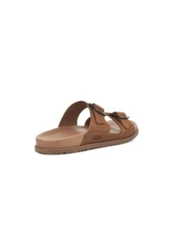 Ugg M Wainscott Buckle S - Muiltjes - Chestnut 11 Ugg M Wainscott Buckle S - Muiltjes - Chestnut -Ugg f7789459aaa5483aa39eaf34499e297c