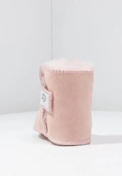 Ugg Erin - Babyschoenen - Baby Pink 11 Ugg Erin - Babyschoenen - Baby Pink -Ugg f79125ba7f1d4ee994e5fb7025d3d9ca