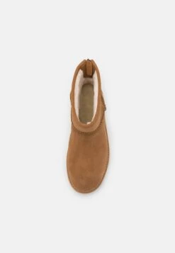 Ugg Classic Mini Logo Zip - Korte Laarzen - Chestnut -Ugg f92e16fb60bc4ddfa7ea61b712375f9d