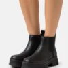 Ugg Ashton Chelsea - Enkellaarsjes Met Plateauzool - Black 1 Ugg Ashton Chelsea - Enkellaarsjes Met Plateauzool - Black -Ugg faf17284b6a4465a864f92f54c2746c2