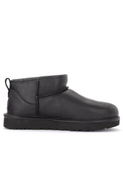 Ugg Korte Laarzen - Nero 11 Ugg Korte Laarzen - Nero -Ugg fe6e13a03b4f492794197372e64ad59a